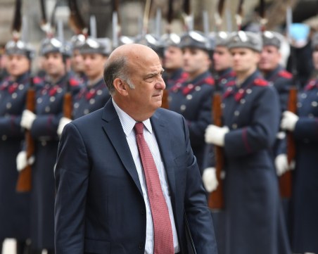 Американският посланик: Не съм обсъждал имена с никого и не ми е работа