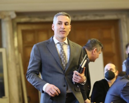 Гюров: Очакваме подновяване на разговорите с ГЕРБ