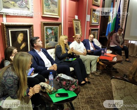 Организации ще преговарят с пловдивски университети за по-ниски такси за украински бежанци