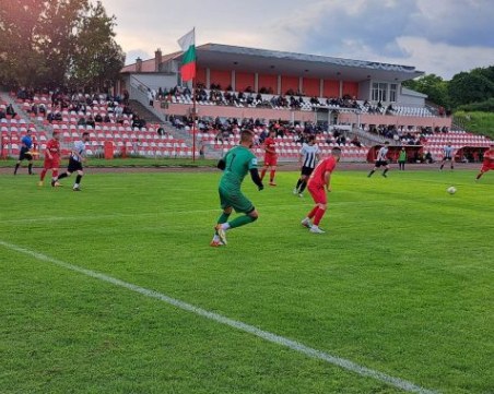 Дубълът на Локо загуби в Казанлък