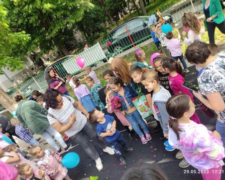 Тържество за Марияна Стоичкова: Олицетворение на добротата в детската градина 'Космонавт'