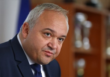 Вътрешният министър Иван Демерджиев се оплака че заради войната в