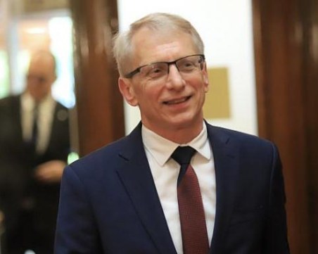 Денков: Преговорите за кабинет продължават, за МВР се търси експерт