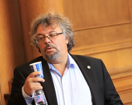 Манол Пейков: 