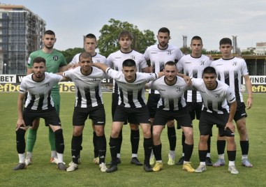Вторият отбор на Локомотив Пловдив завърши с победа сезона в