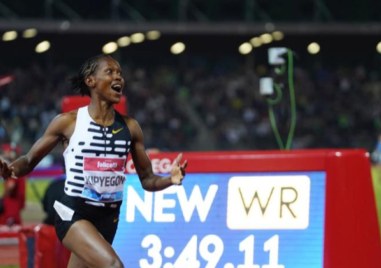Кенийката Фейт Кипиегон постави нов световен рекорд в бягането на