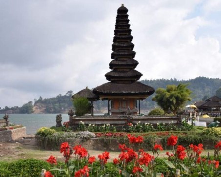 Индонезия с план за мир в Украйна