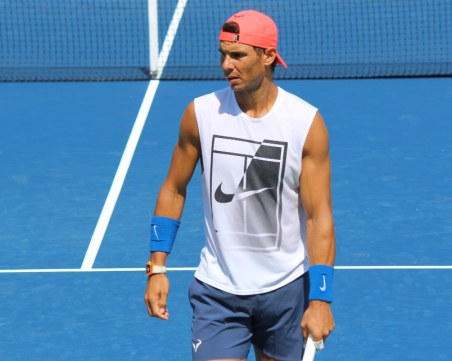 Оперираха Рафаел Надал