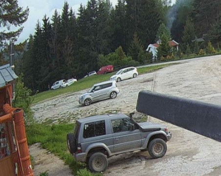 Откриха труп на Хижа Здравец