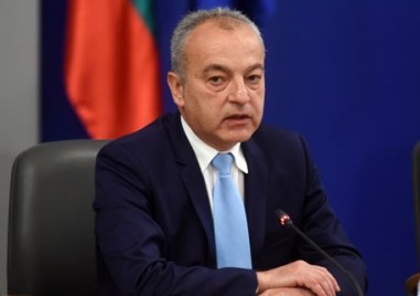 Министър председателят Гълъб Донев свиква открито извънредно заседание на Министерския съвет