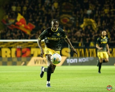 Ботев отпрати и Па Конате