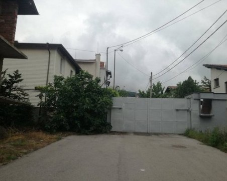 Вижте имението, където почина Ангел Христов от братя Галеви