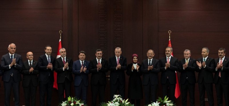 Турският президент Реджеп Тайип Ердоган обяви състава на новия министерски