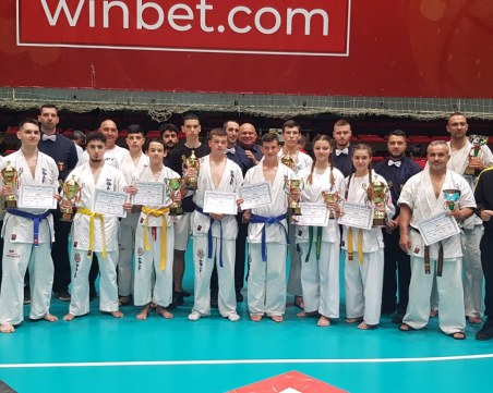 Каратеките от АСКК 