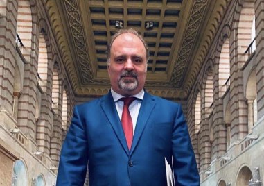 Служебният министър на културата пловдивчанинът Найден Тодоров се отчете в