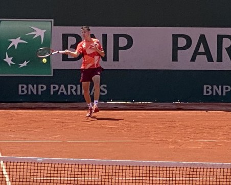 Пловдивчанинът Илиян Радулов стартира чудесно на Ролан Гарос