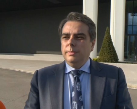 Василев: Ако кабинетът бъде гласуван, утре изтегляме бюджета на служебната власт