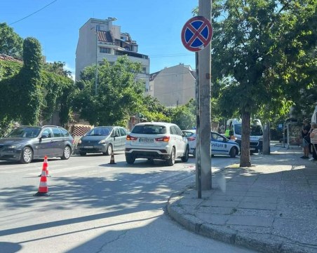 Блъснаха дете и жена на пешеходна пътека в Кючук Париж, в болница са