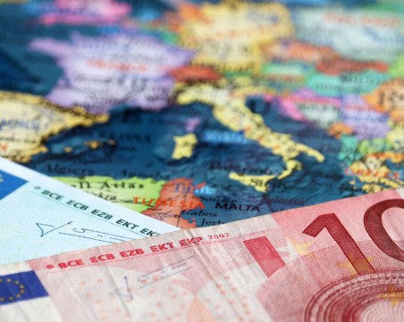 Еврозоната е изпаднала в техническа рецесия през първите три месеца