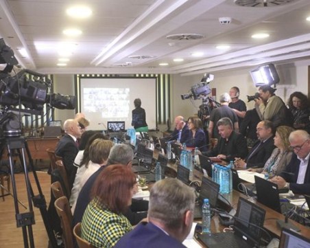 Гешев на 14-я час: Следващия четвъртък е разумен срок да ме отстраните