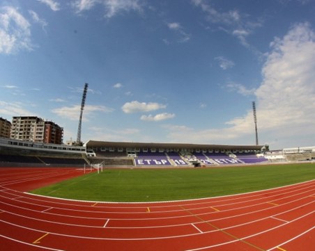 Ще остане ли Берое в елита или Спортист Своге ще направи изненадата?