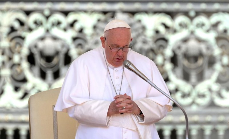 Папа Франциск ще пропусне неделната молитва „Ангел Господен
