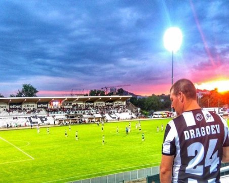 Почина голям фен на Локо Пловдив