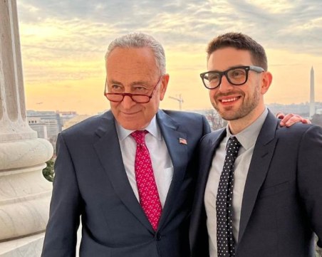 Джордж Сорос предава цялата си империя на сина си