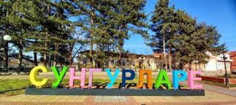 Обвиниха кмета на Сунгурларе и заместника му в корупция