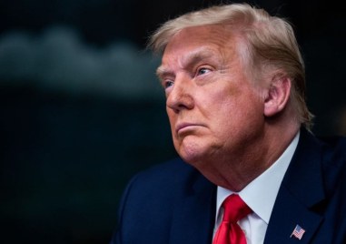 Федерални шерифи арестуваха Доналд Тръмп Това съобщи CNN Прочетете ощеБившият президент