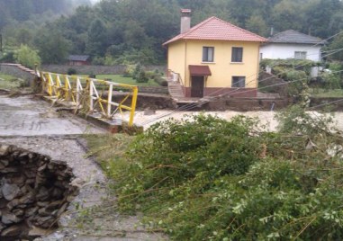 Обявиха бедствено положение в Берковица Приливна вълна след поройните дъждове