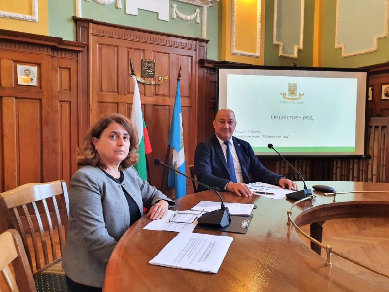 Ангелина Топчиева остава главен секретар на община Пловдив