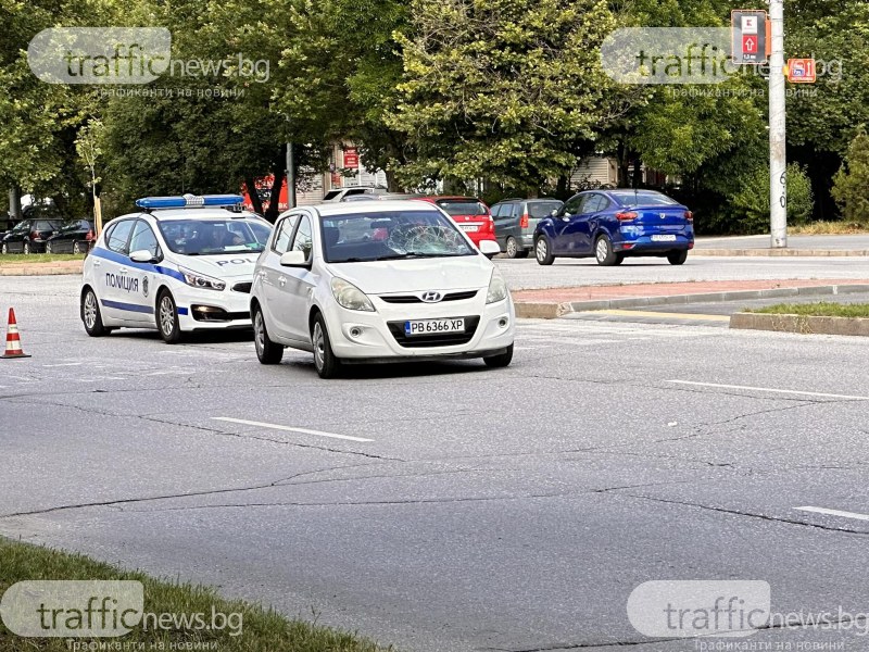 Шофьорка блъсна момче и момиче на пешеходна пътека в Пловдив,