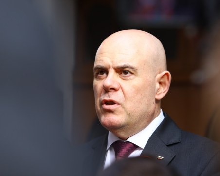 Иван Гешев е поискал отлагане на изслушването му в правната комисия в парламента