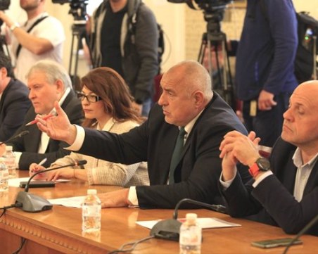 Подкрепиха на първо четене законопроекта против корупцията на ГЕРБ-СДС