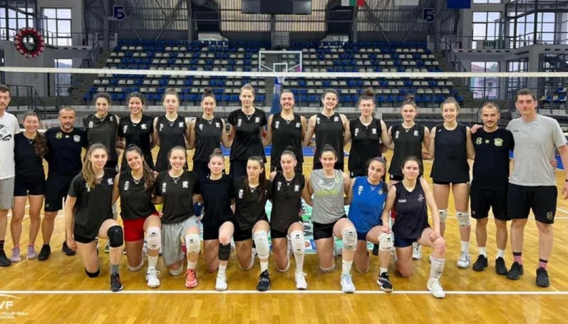 Седем маричанки в състава на България U19