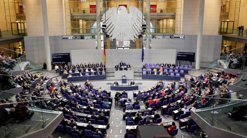 Германският Бундестаг провежда тази вечер дебат за ситуацията в държавите