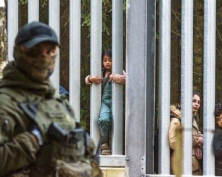 Полша вдигна стена по границата с Беларус