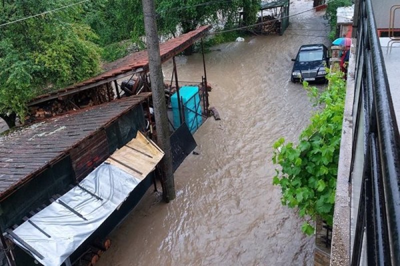 Кметицата на Кремиковци за наводненията: Не сме спали цяла нощ