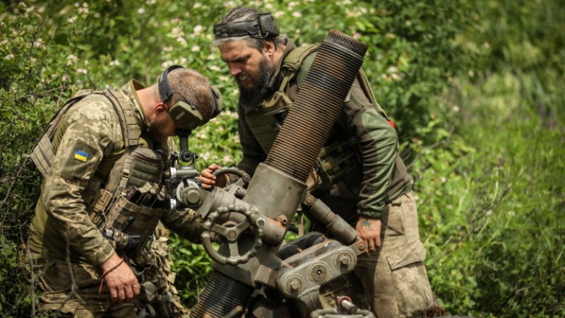 Настъпващите украински войски срещат отчаяна съпротива от руските сили край