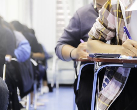 Бисерите от матурите забавляват и... стресират