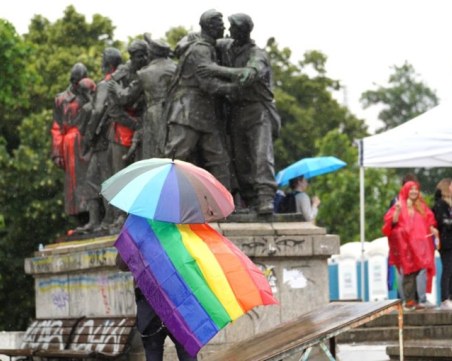 София прайд и митинг на традиционното семейство в столицата