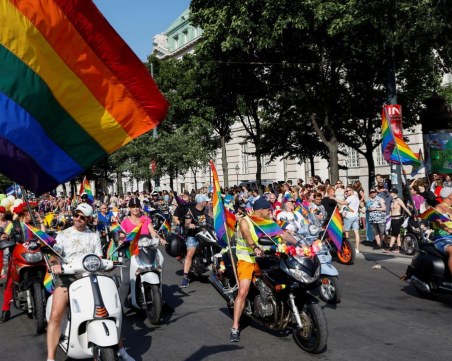 Арести във Виена заради планирано нападение по време на Прайда