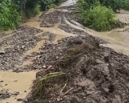 Река Искър наводни софийското село Ромча