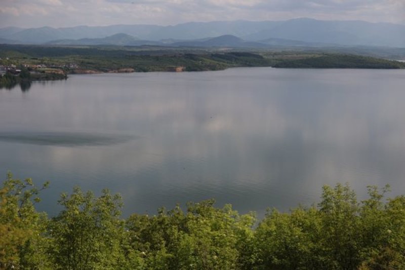 Водната стихия в страната обхвана още населени места в Северозападна