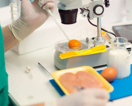 14 души са със салмонела, хранили се в заведение в 