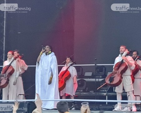 Имани на кирилица: България, обичам те! LP, Елена Папаризо и Gente de Zona също се влюбиха в Пловдив