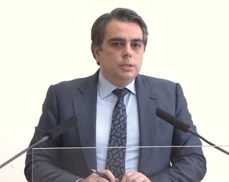 Асен Василев: Внасяме бюджета първата седмица на юли