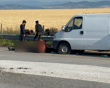 Хванаха 30 мигранти на АМ „Тракия”, част от тях са в тежко състояние