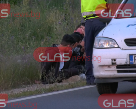 Поредна гонка с бежанци край Карлово, арест за 11 афганистанци